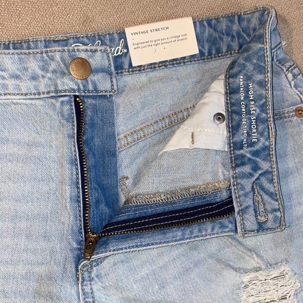 UNIVERSAL Thread Jean shorts Size 2 - Picture 4 of 10